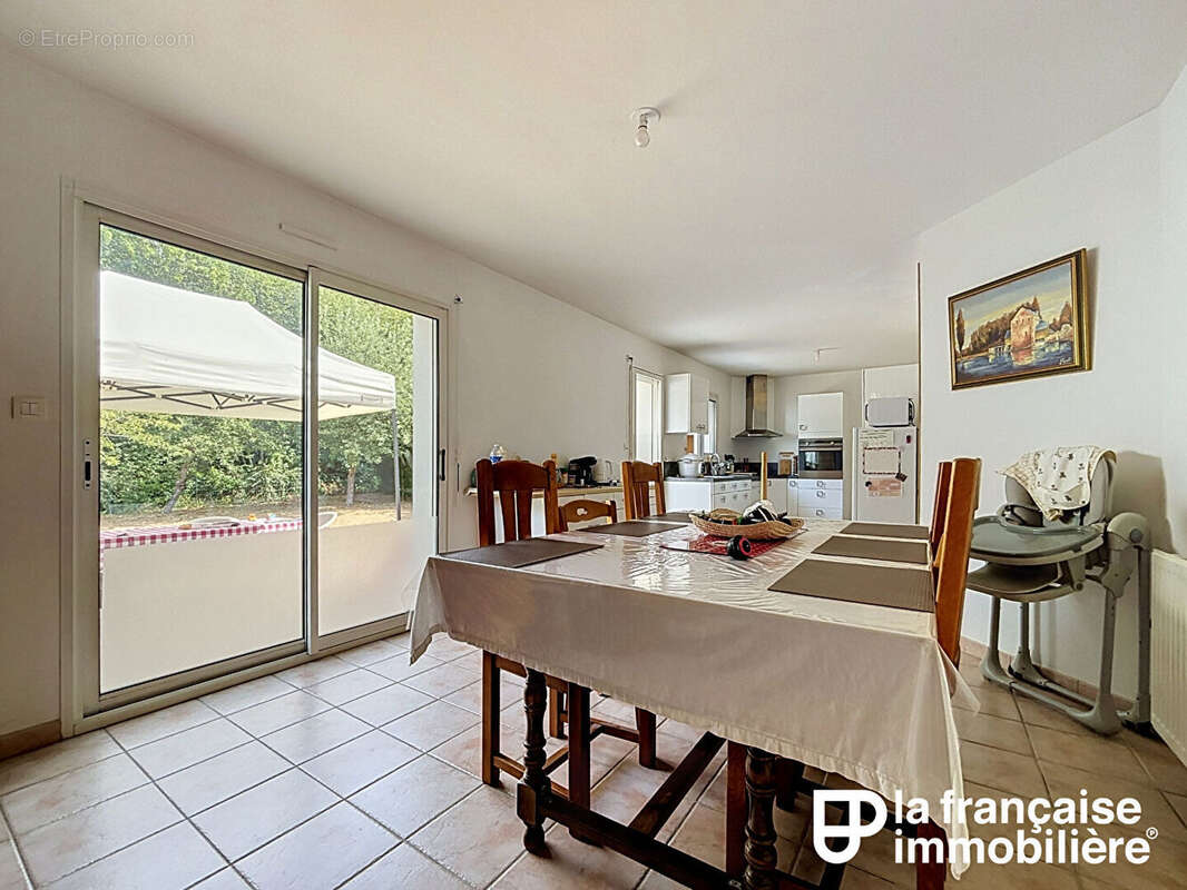 A VENDRE - CHAVAGNE - Maison indépendante 7 pièces - garage double - photo 5