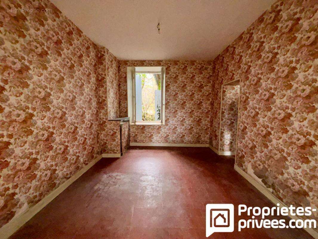 Maison à MEHUN-SUR-YEVRE