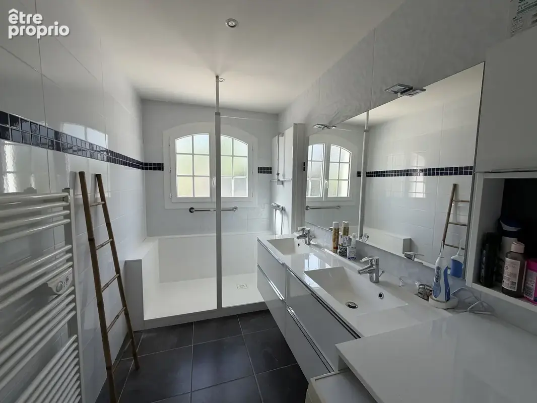 Maison individuelle climatisée de plain-pied - 116 m2 - 4 chambres - Terrain de 1 153 m2 - Orléans Sud - photo 14