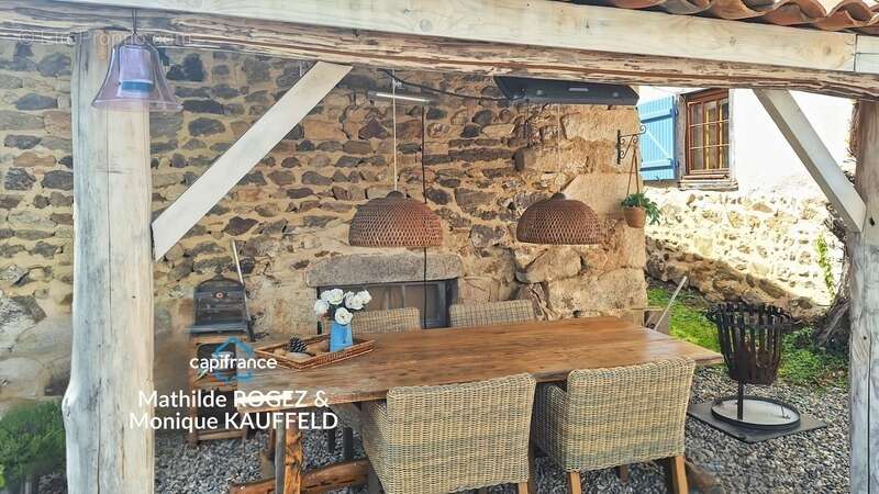 Maison à VOLLORE-VILLE