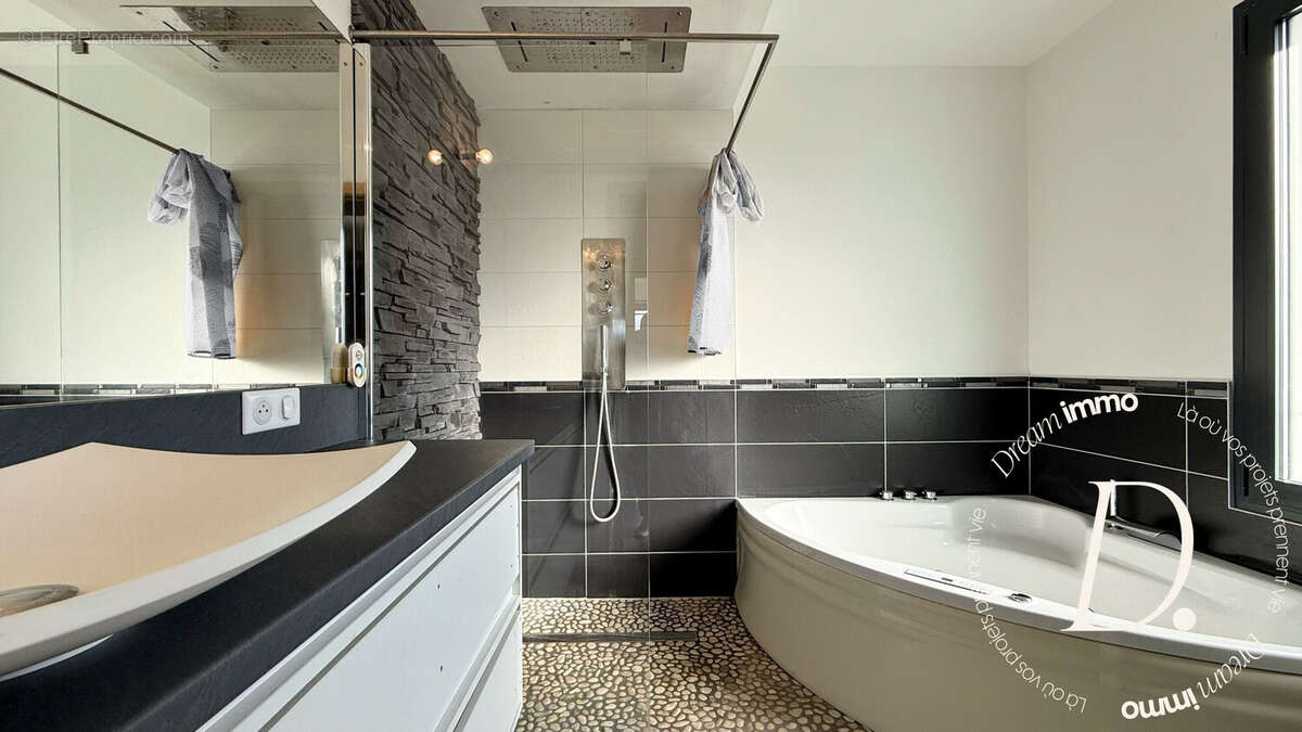 Maison à SAINT-ANDRE-DE-SEIGNANX