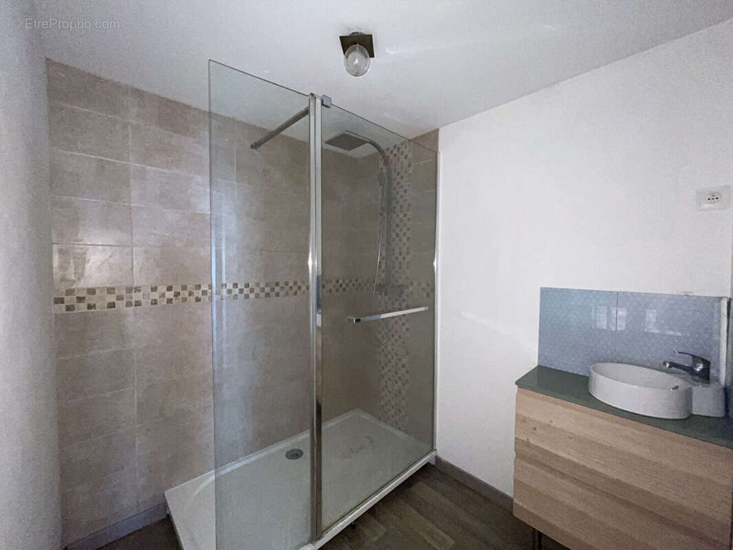 Appartement à MONTCORNET