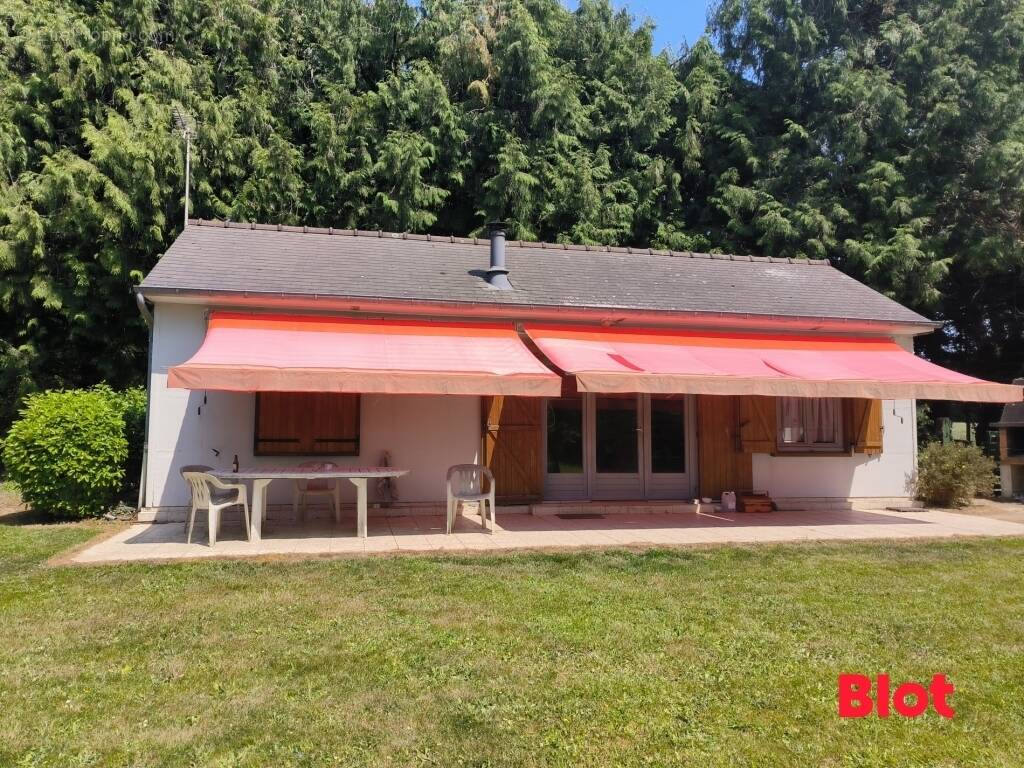Maison à DINGE