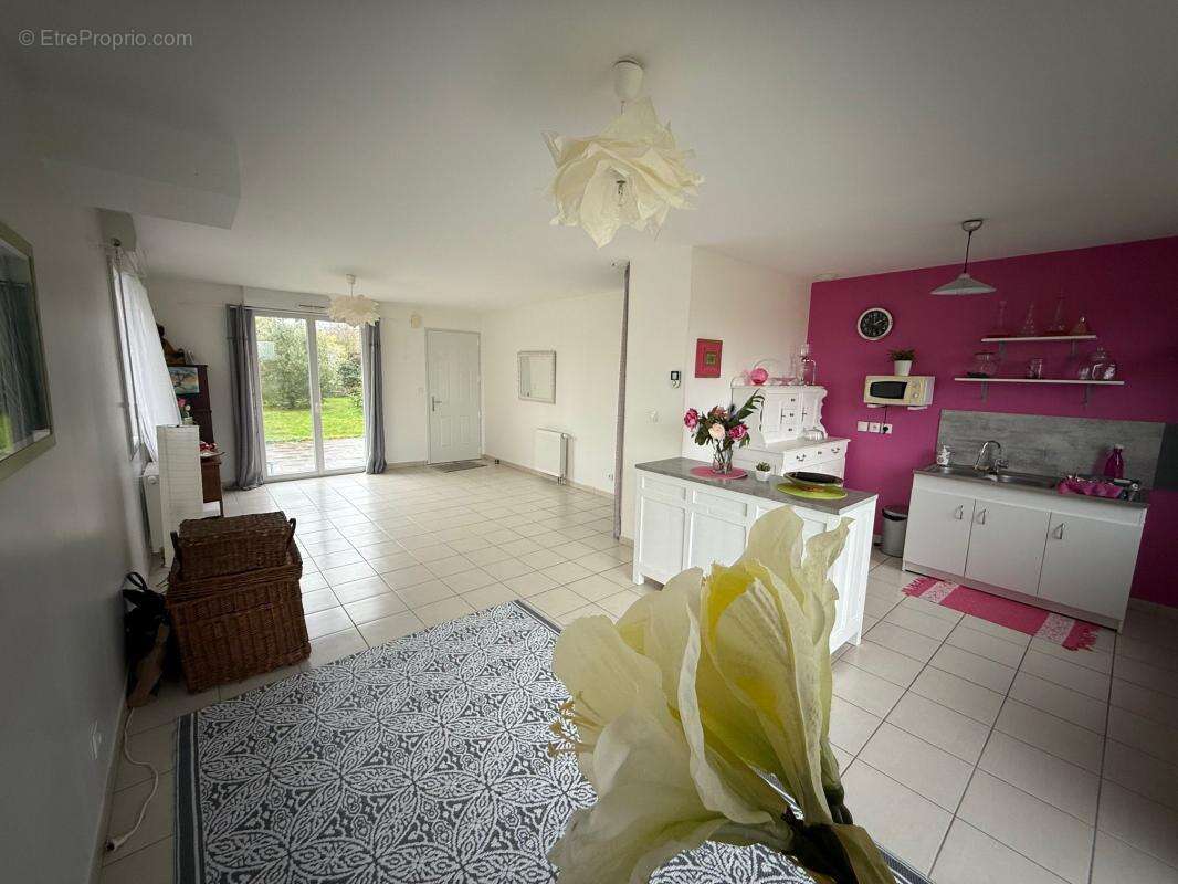 Maison à AMFREVILLE