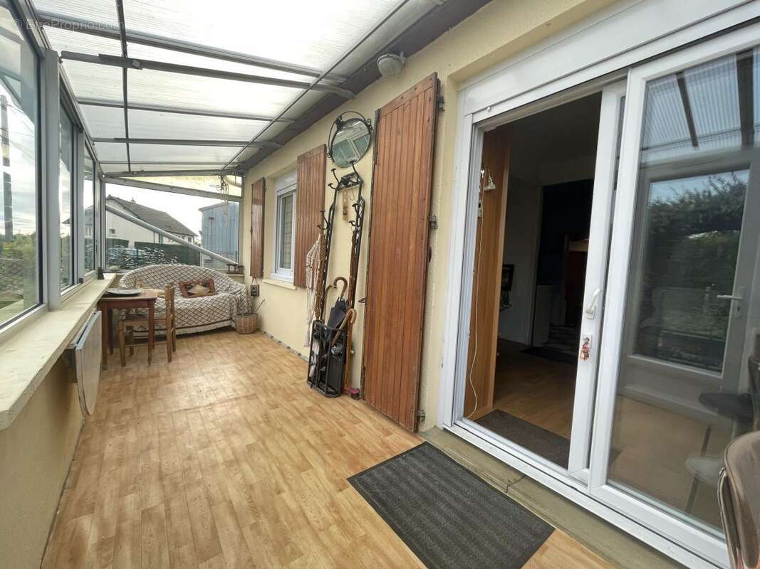 Maison à BONNETABLE