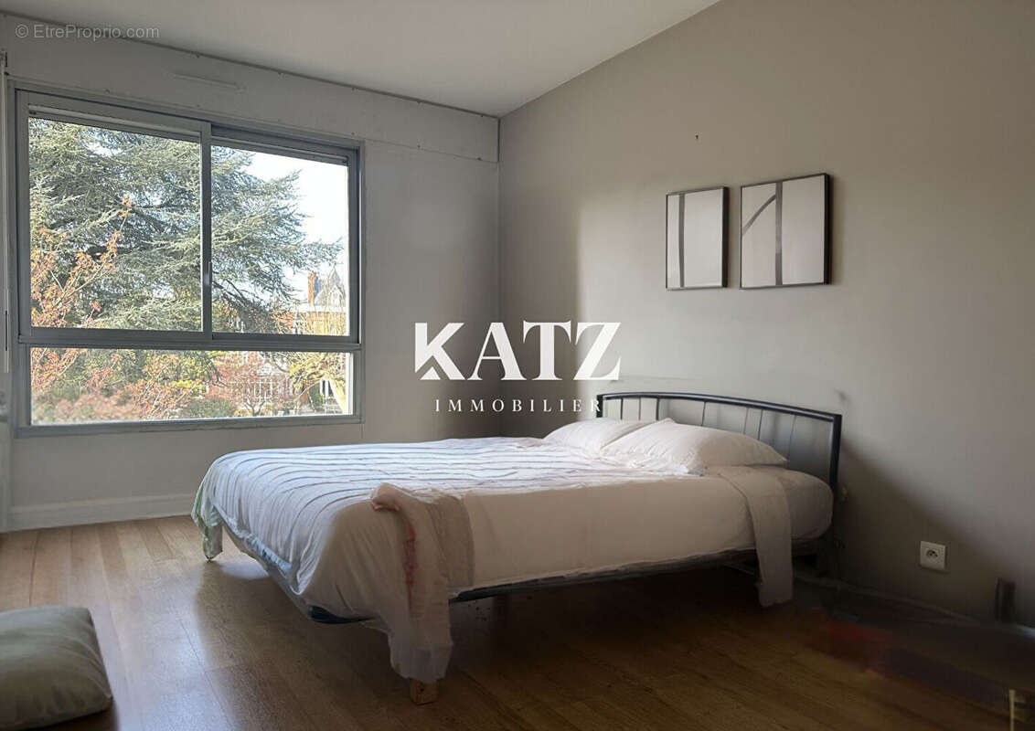 Appartement à GARCHES