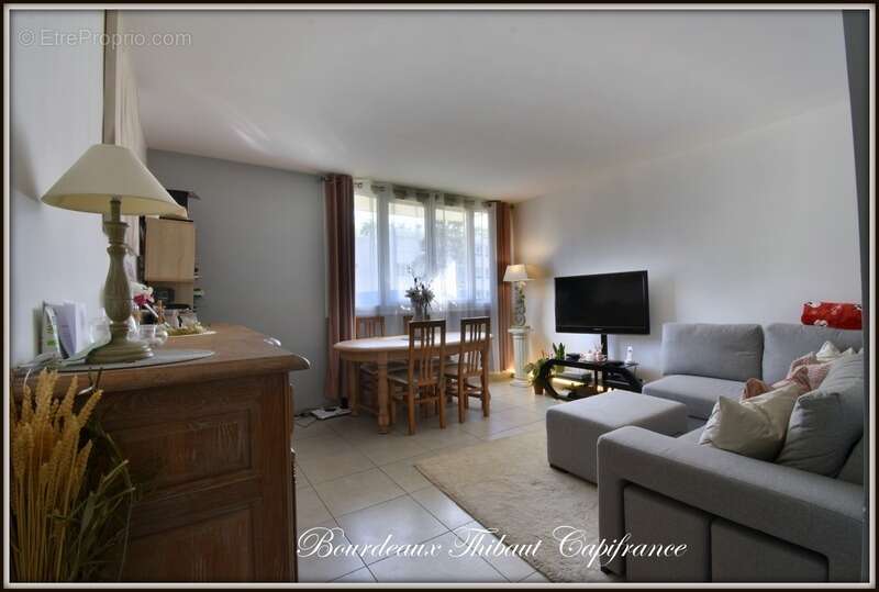 Appartement à SAINT-MICHEL-SUR-ORGE