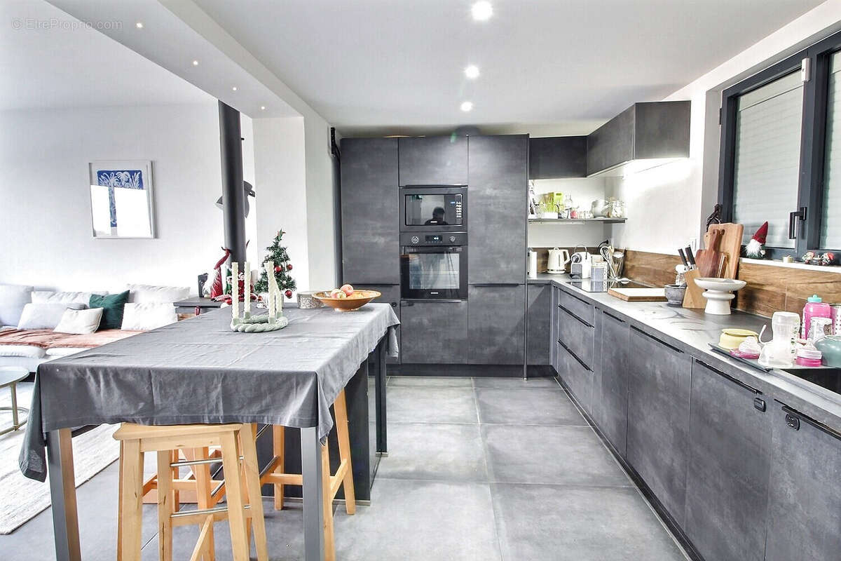 Maison à MARSEILLE-9E