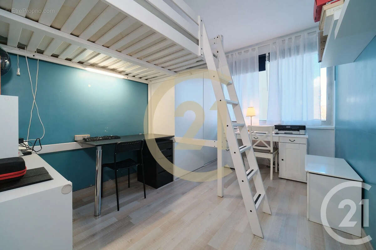 Appartement à LYON-8E