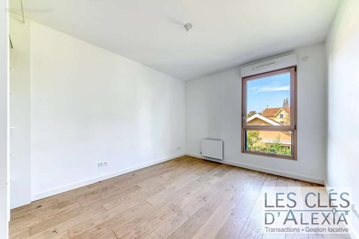 Appartement à CHAMPAGNE-AU-MONT-D'OR