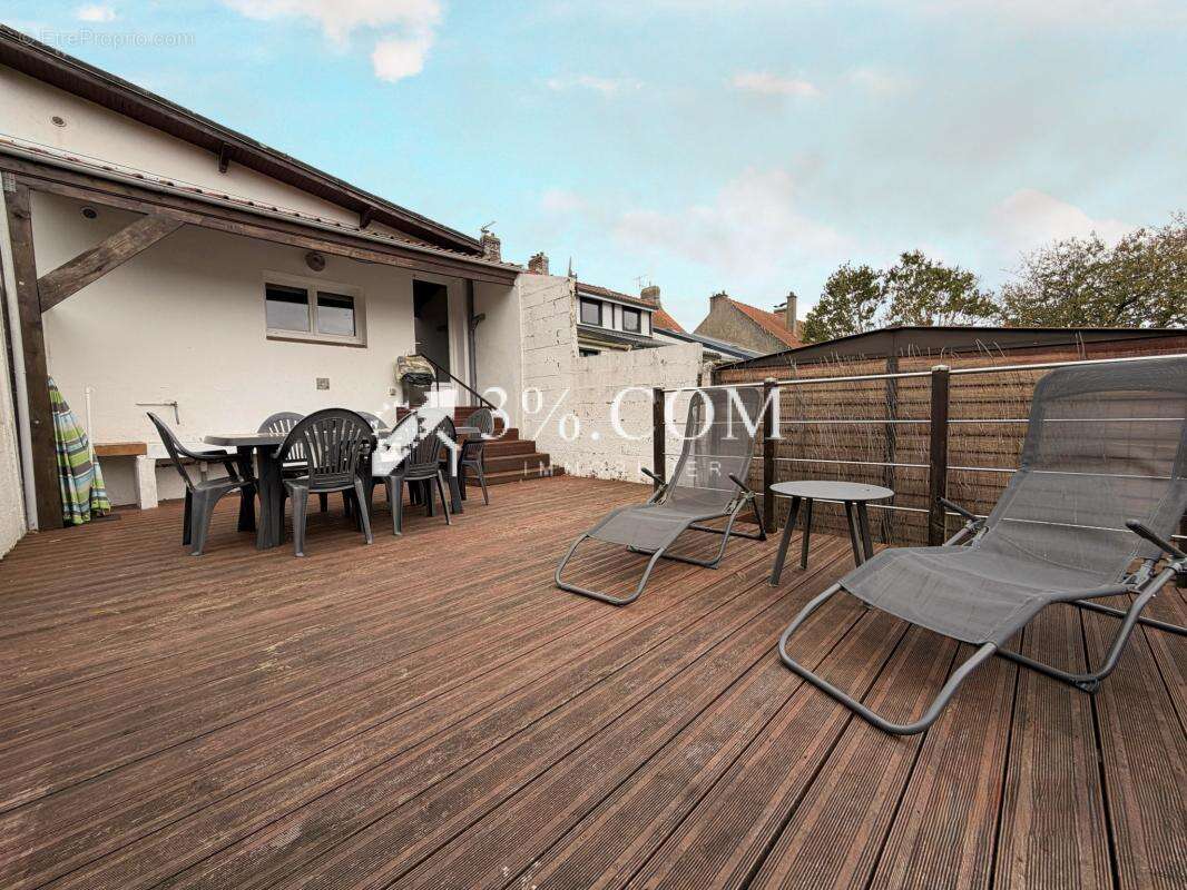 Maison à SAINT-LEONARD