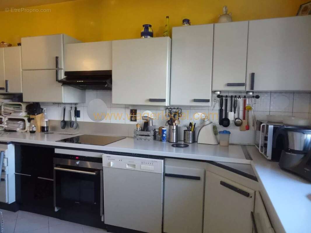 Maison à SAUX-ET-POMAREDE