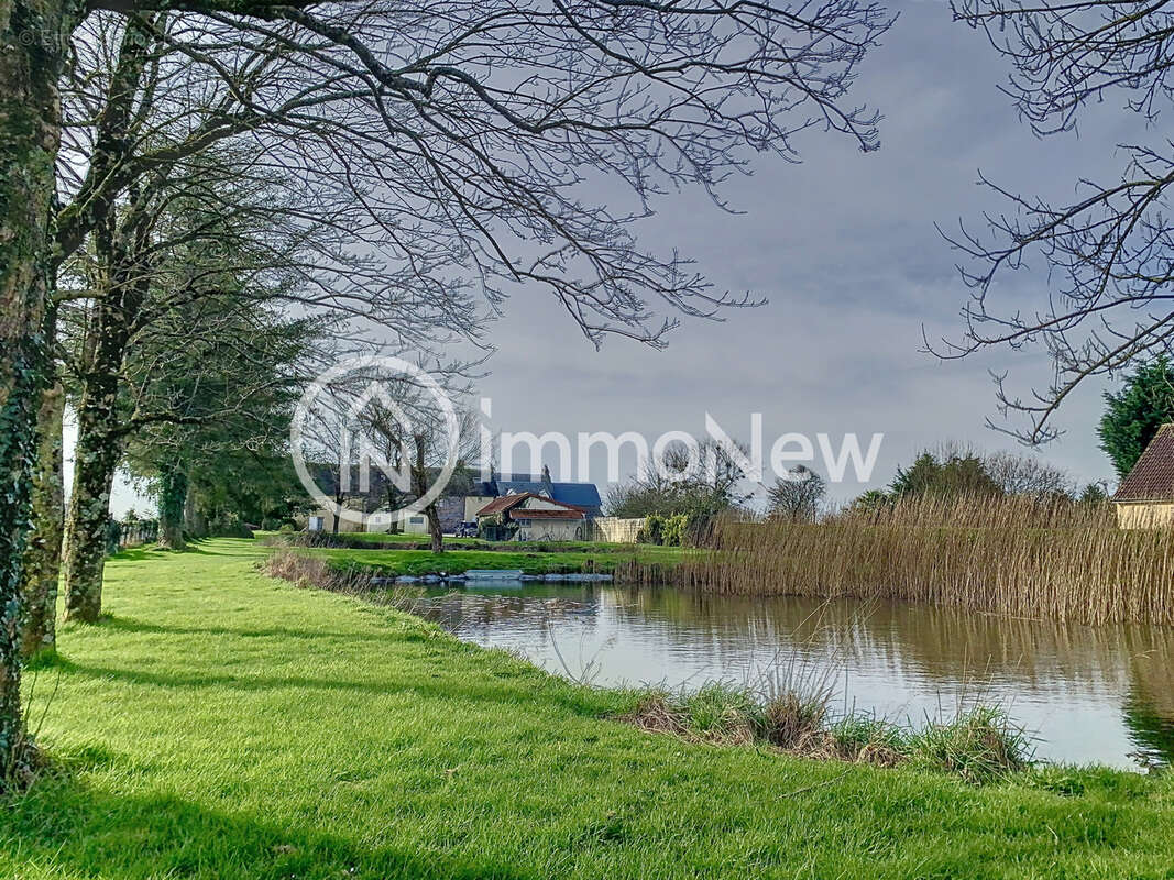 Maison à SAINT-SAUVEUR-LA-POMMERAYE