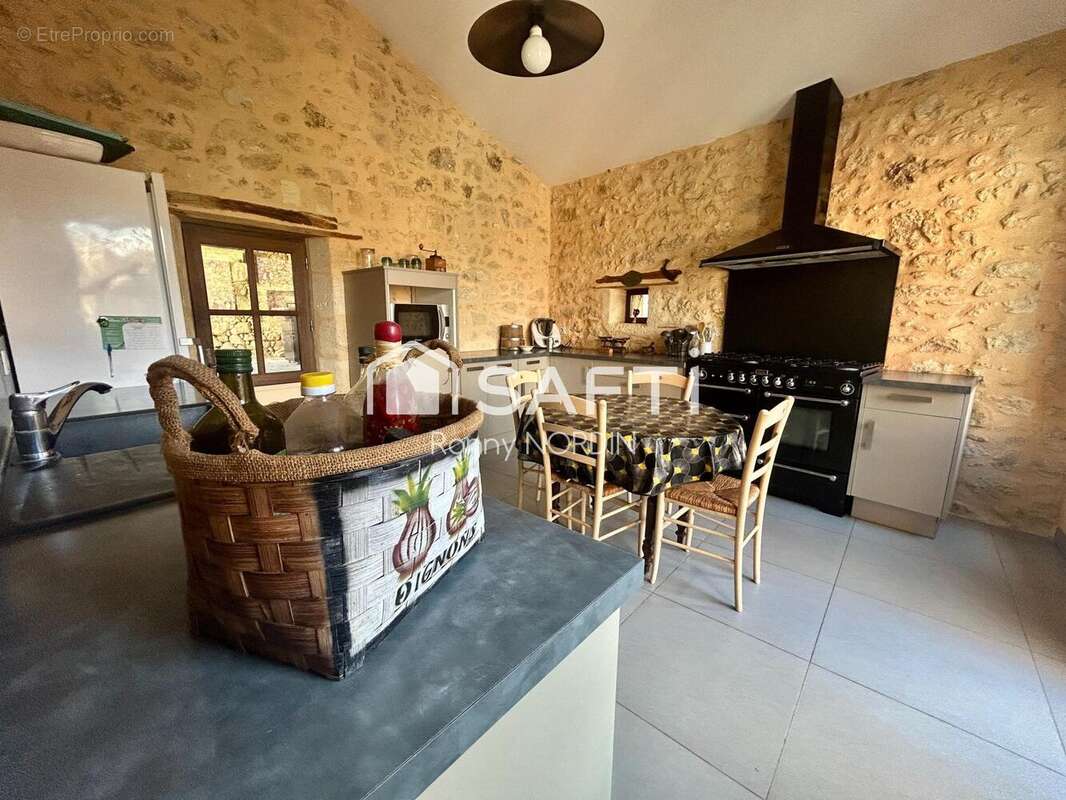 Photo 7 - Maison à PUJOLS