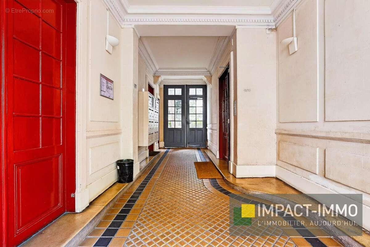 Appartement à LEVALLOIS-PERRET