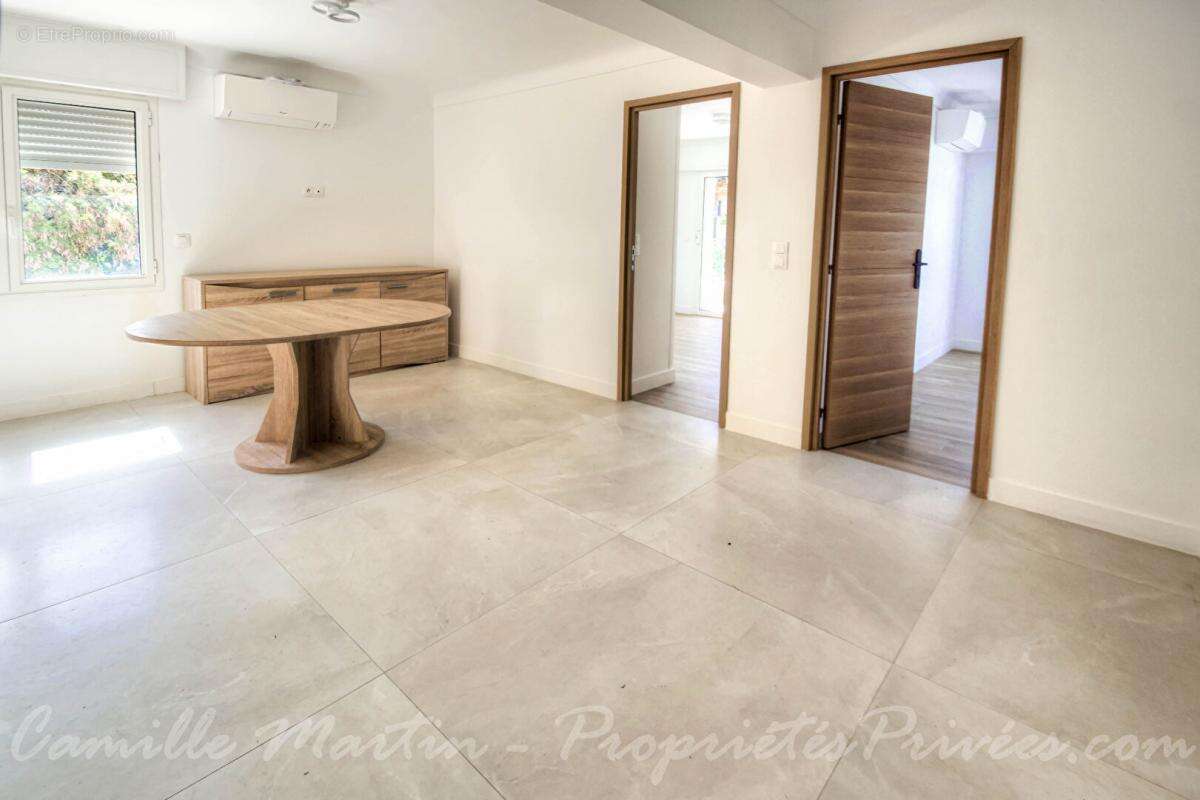 Appartement à SAINT-RAPHAEL