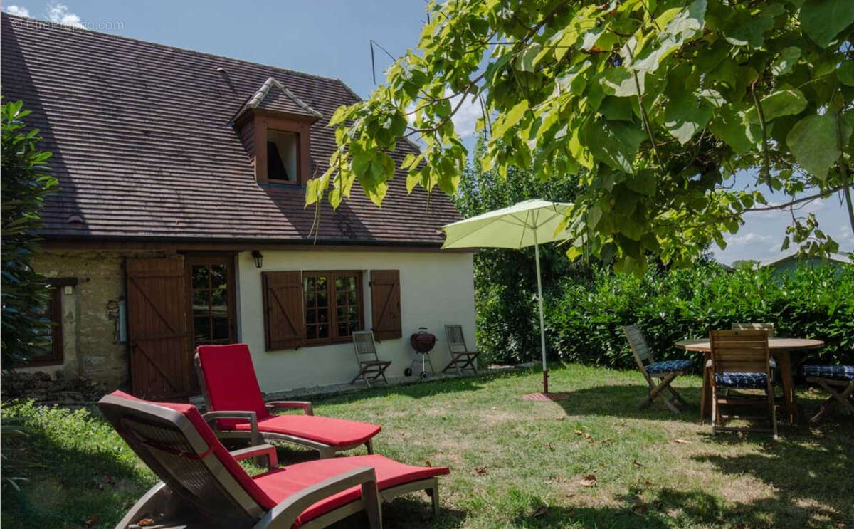 Maison à LES EYZIES-DE-TAYAC-SIREUIL