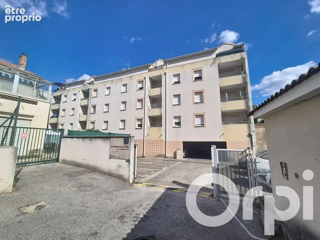 Appartement À Vendre - photo 1