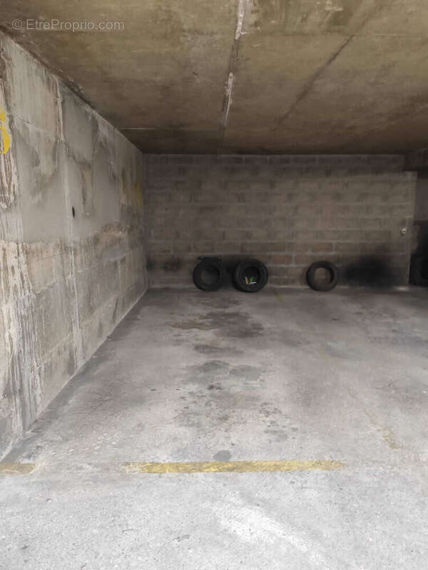 Parking / box Paris 10.53 m2 - photo 2