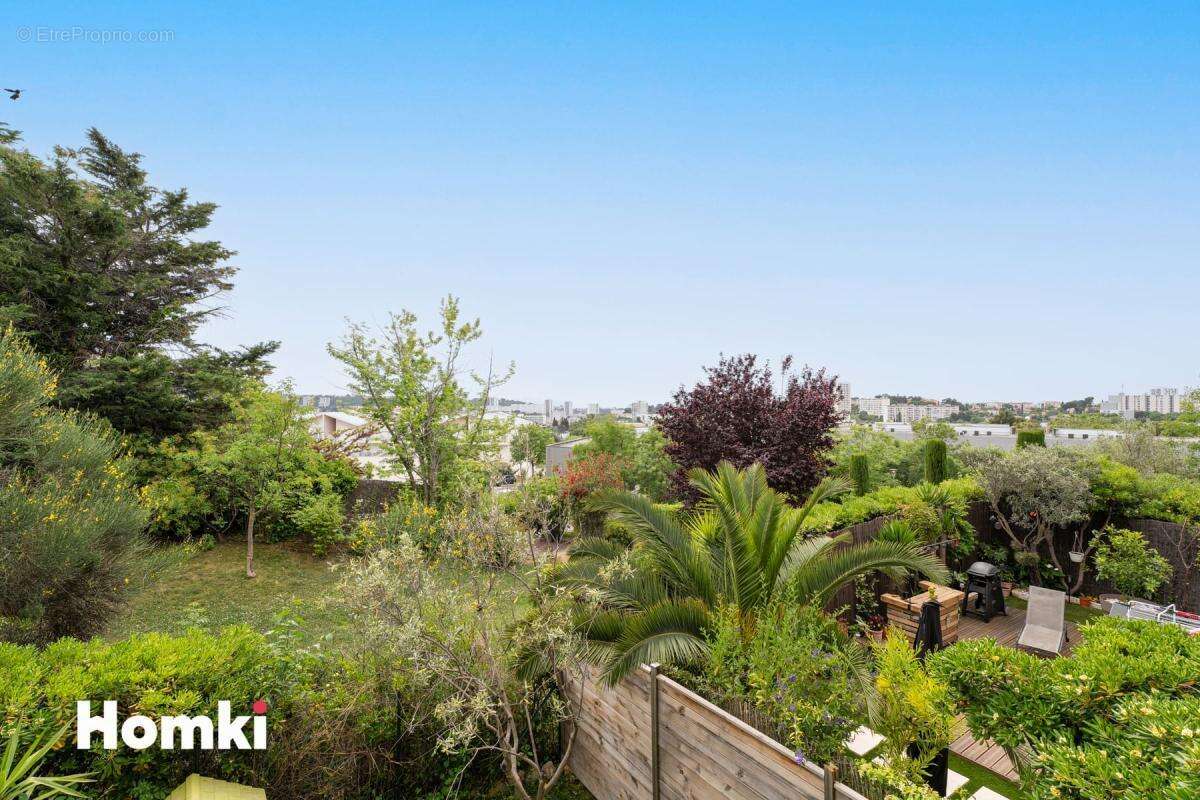 Appartement à MARSEILLE-13E