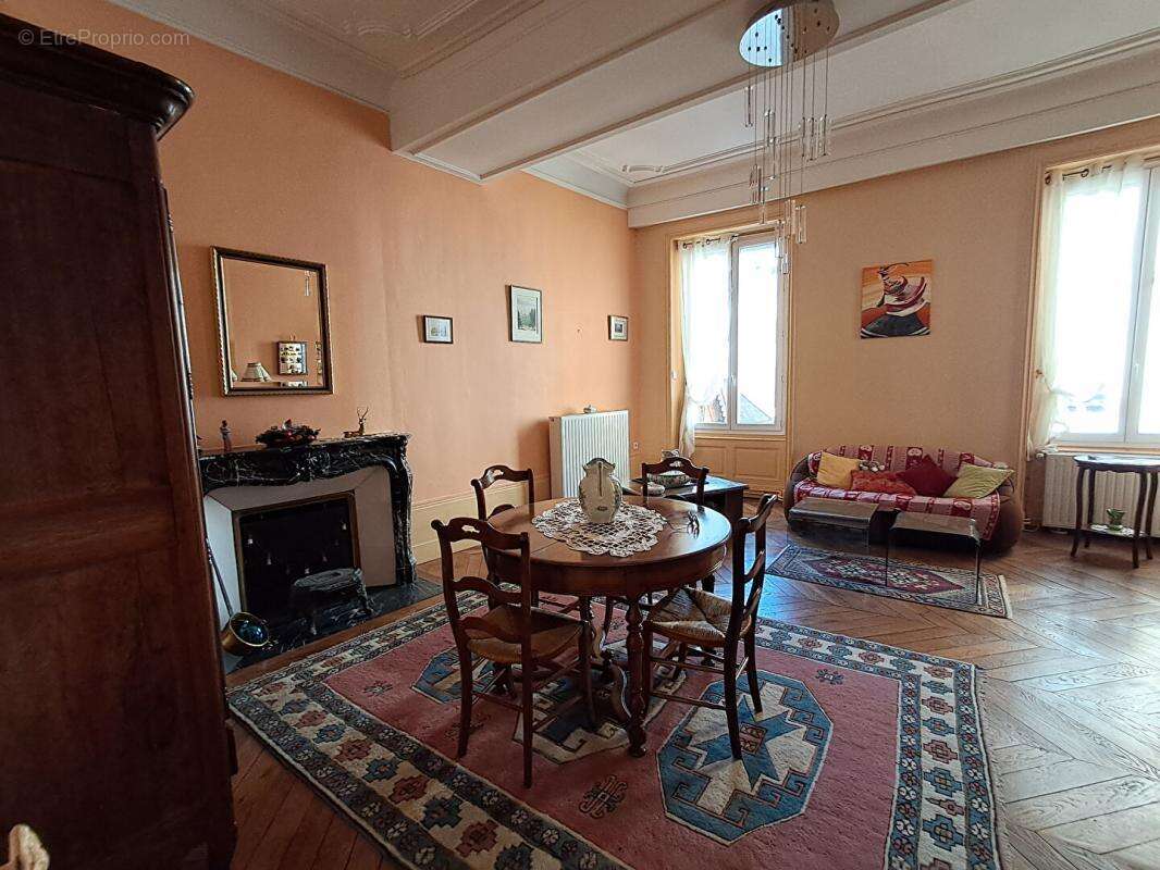 Appartement à CHALON-SUR-SAONE