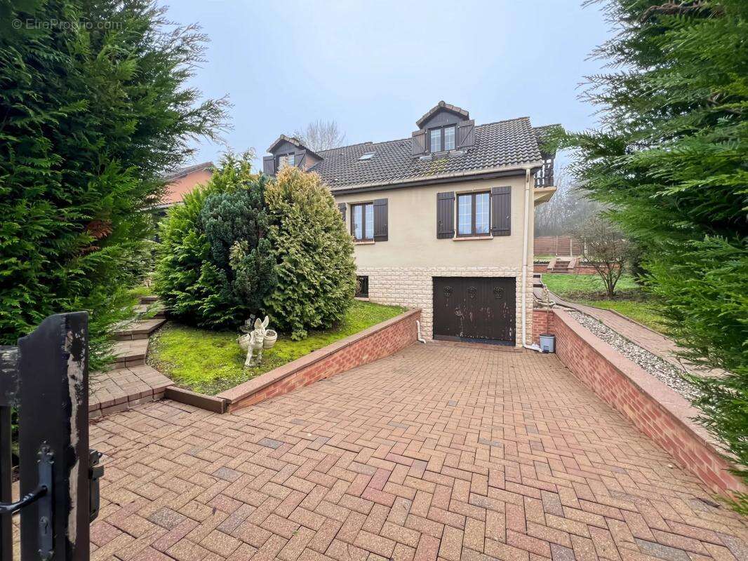 Maison à BEHREN-LES-FORBACH