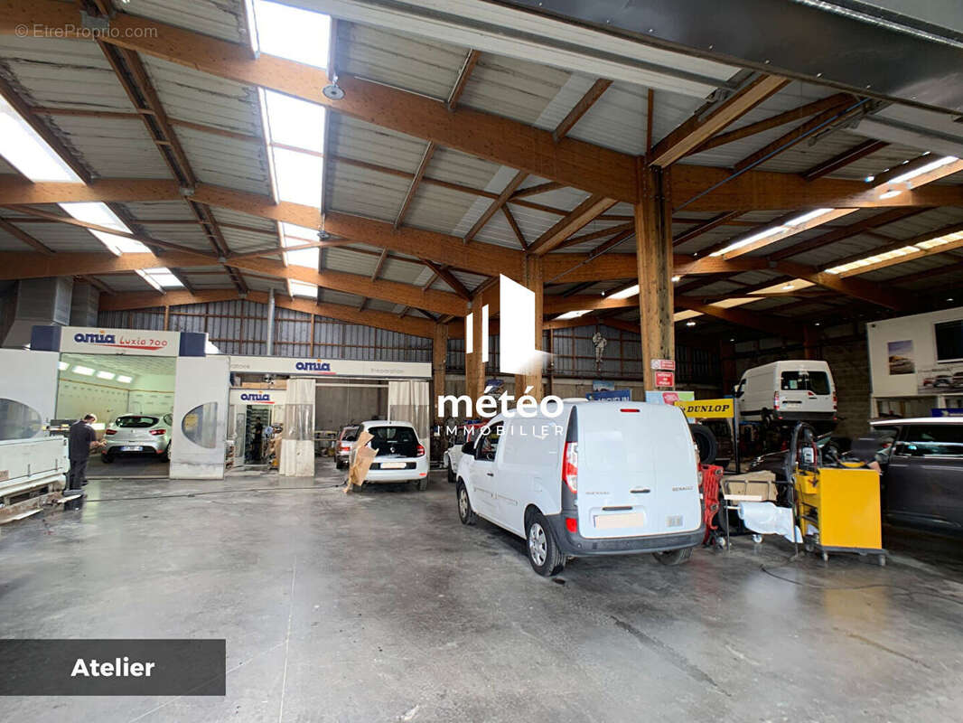 Commerce à MARSILLY