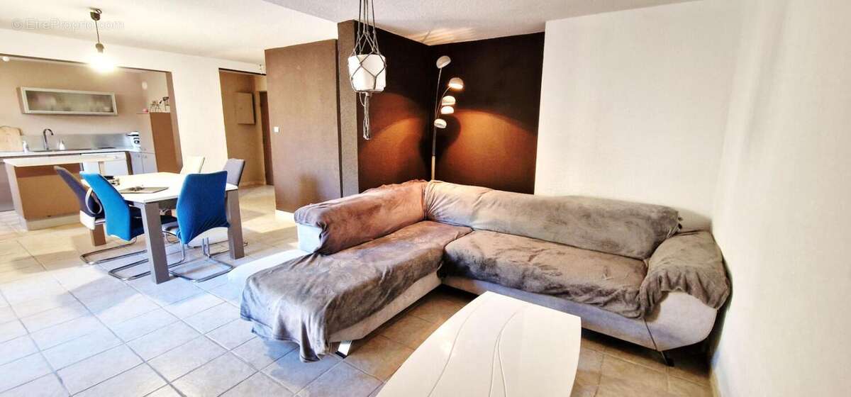 AVIGNON - Quartier Pont des Deux Eaux - Appartement 4p -  3Ch - 87m² - photo 5