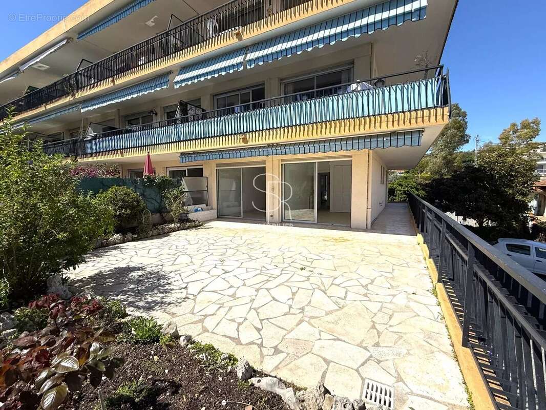 Appartement à CAGNES-SUR-MER