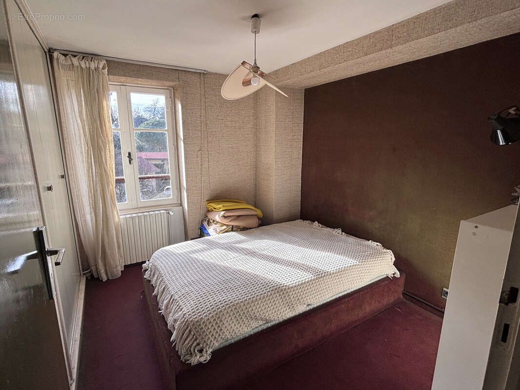 Maison à SAINT-CYR-AU-MONT-D'OR