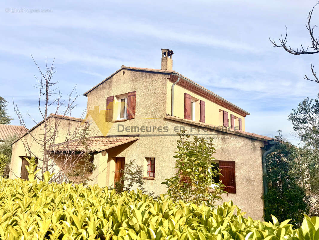 Maison à VAISON-LA-ROMAINE