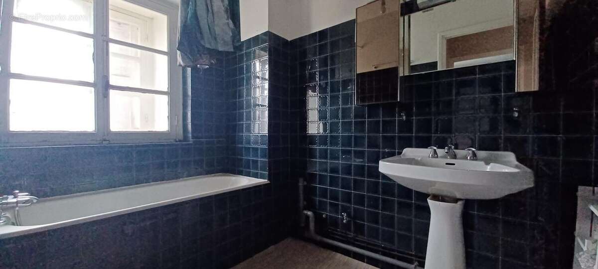 Appartement à RUYNES-EN-MARGERIDE