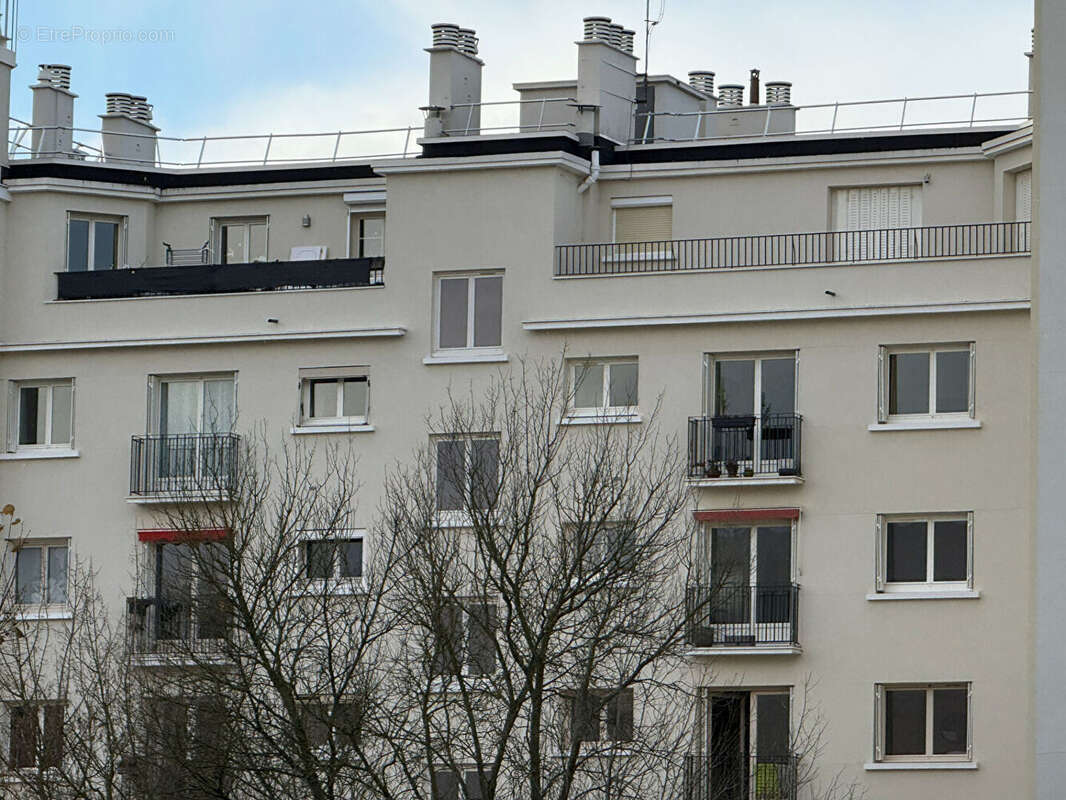 Appartement à MONTROUGE