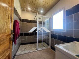 Maison à PETITE-ILE