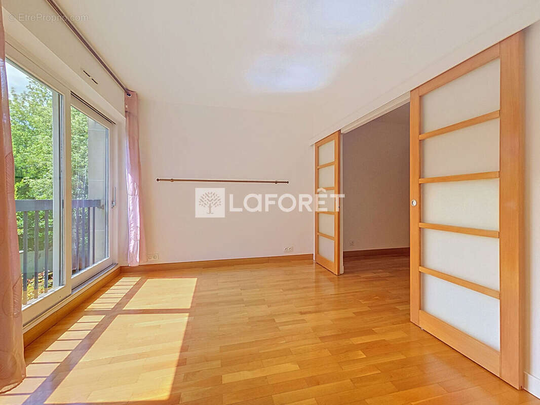 CENTRE VILLE, Appartement Bourg La Reine 4 pièces 90 m2 - photo 4
