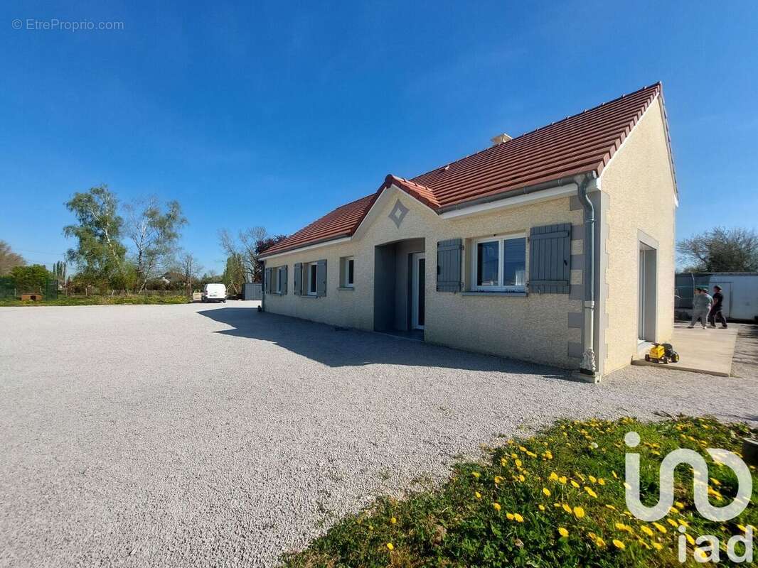 Photo 2 - Maison à SAINT-GERMAIN-DU-BOIS