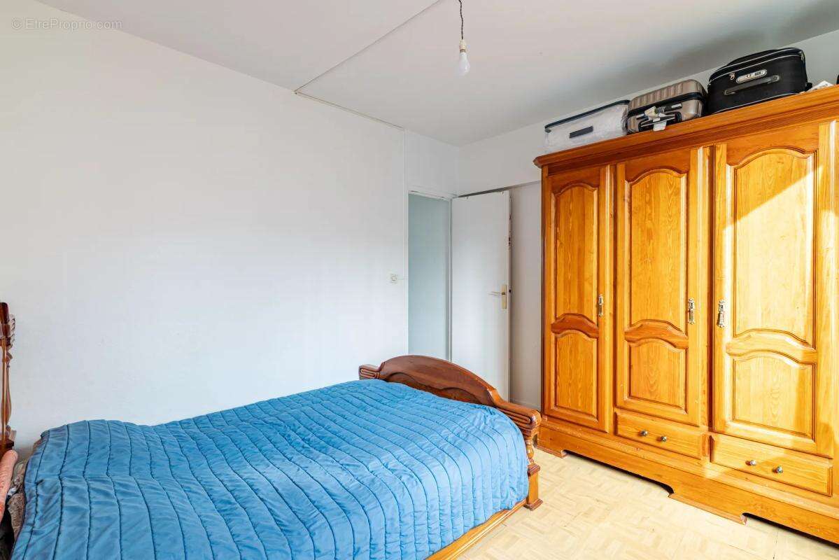 Appartement à CLICHY-SOUS-BOIS
