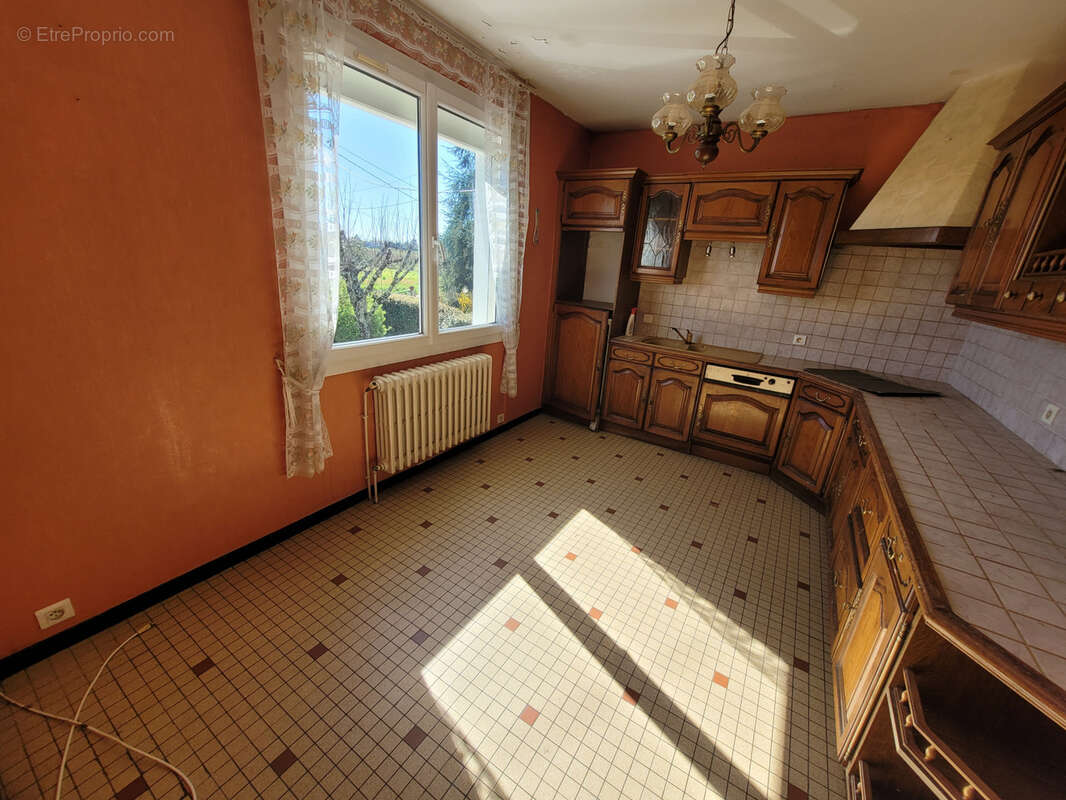 Maison à SAINTE-BAZEILLE
