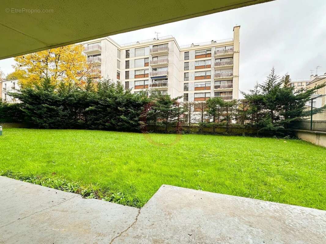 Appartement à BOURG-LA-REINE