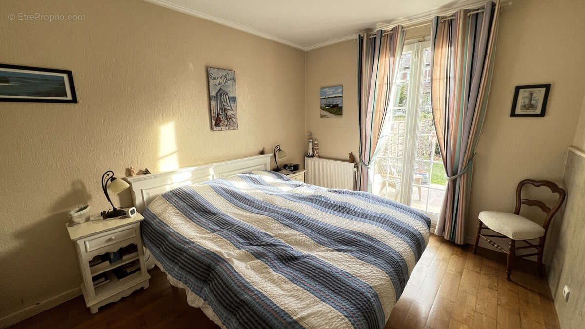 Maison à VIRY-CHATILLON