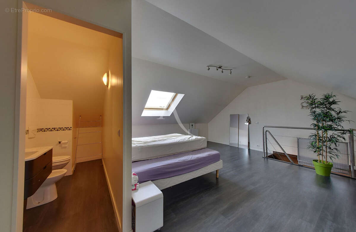 Appartement à OZOIR-LA-FERRIERE