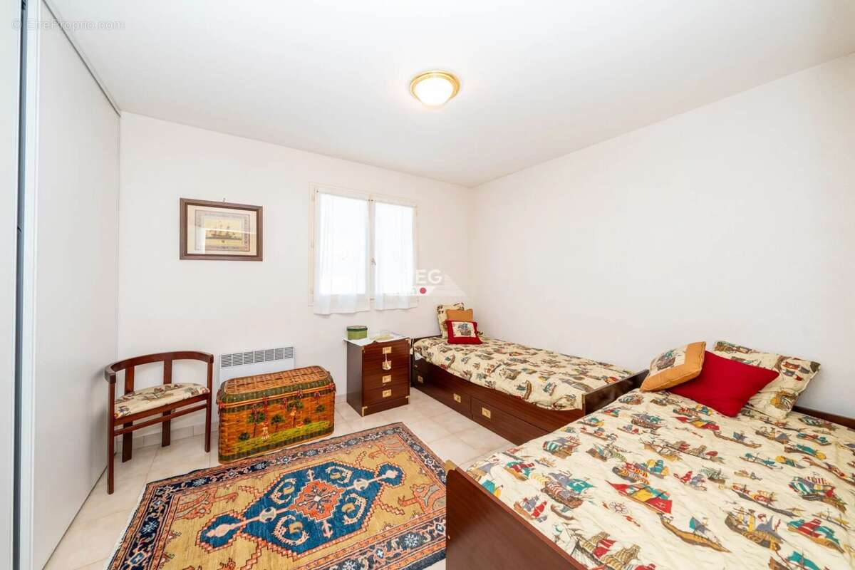 Maison à VILLENEUVE-LOUBET