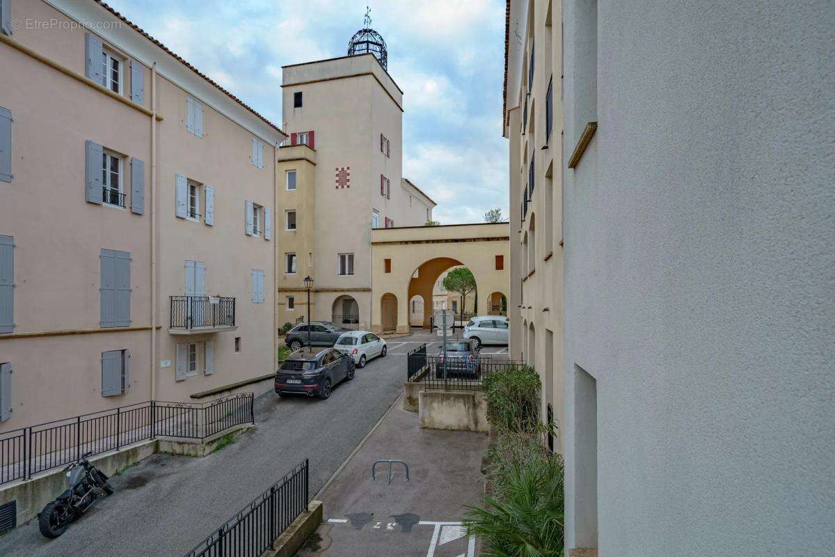 Appartement à MALLEMORT