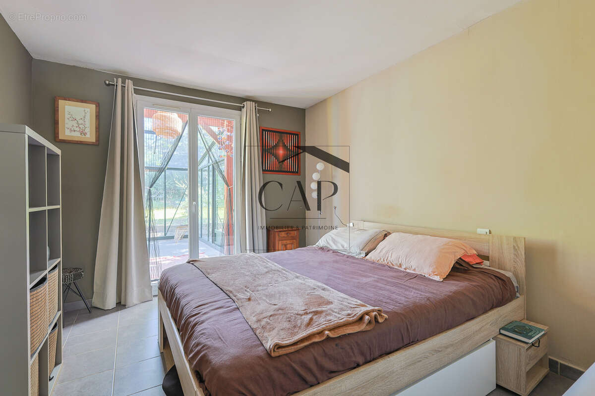 Propriété confidentielle avec piscine sur 3,7 hectares à Aix-en-Provence - photo 18