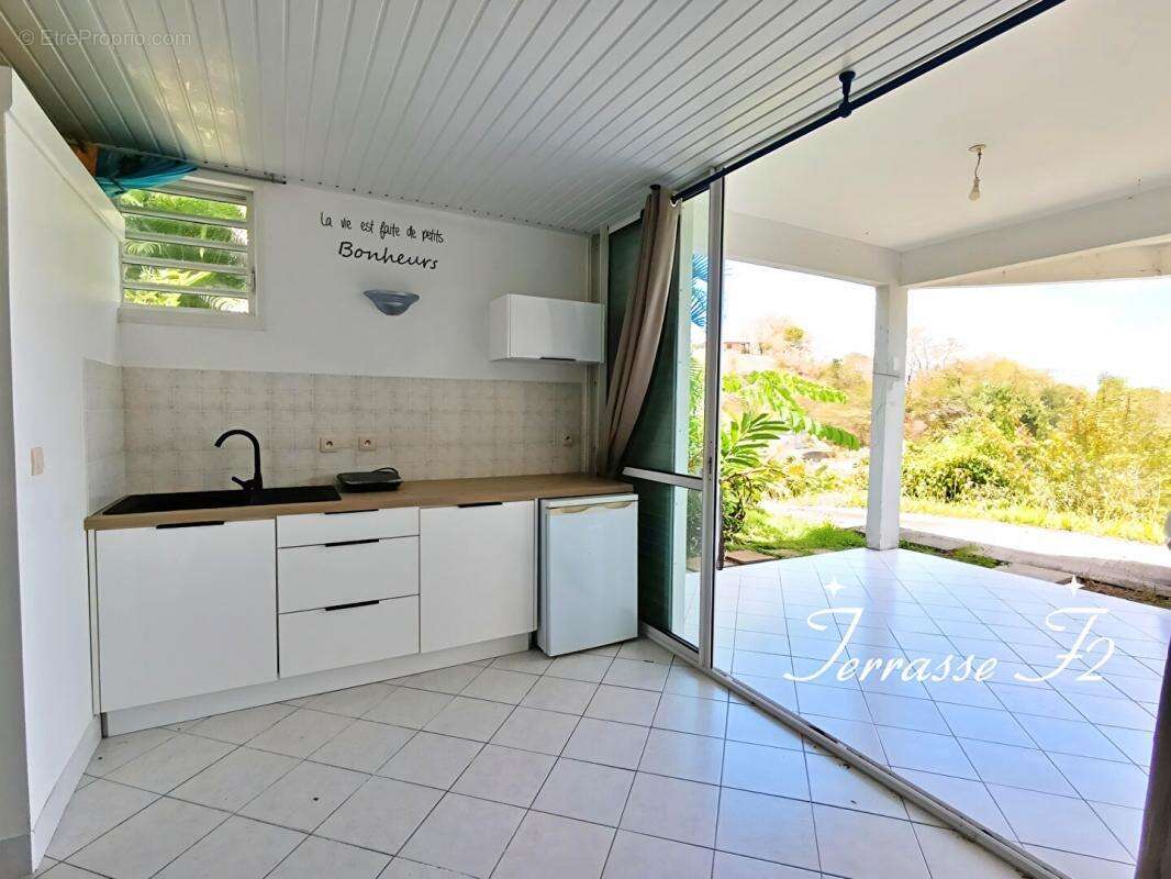 Maison à LES TROIS-ILETS