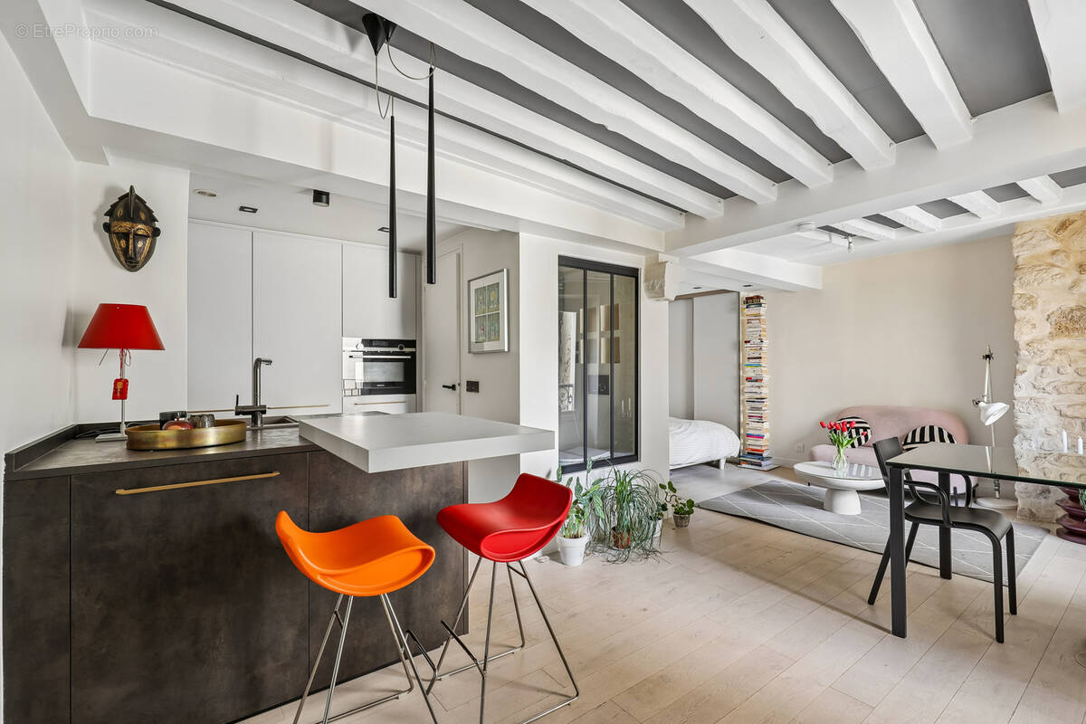 Appartement à PARIS-5E