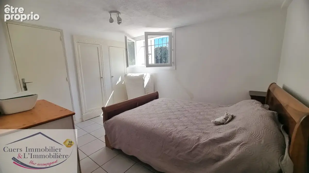 Carqueiranne, canebas, villa 160m2 avec 2 logements - photo 11
