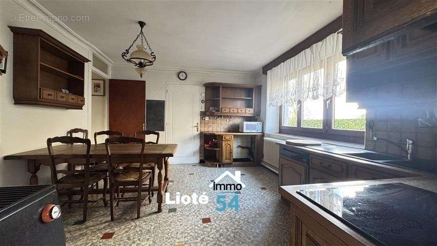 Maison à BREMONCOURT