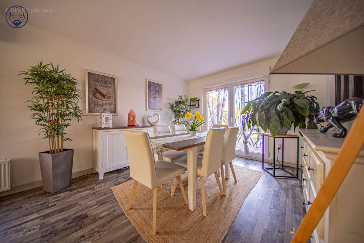 Maison à COMMERCY