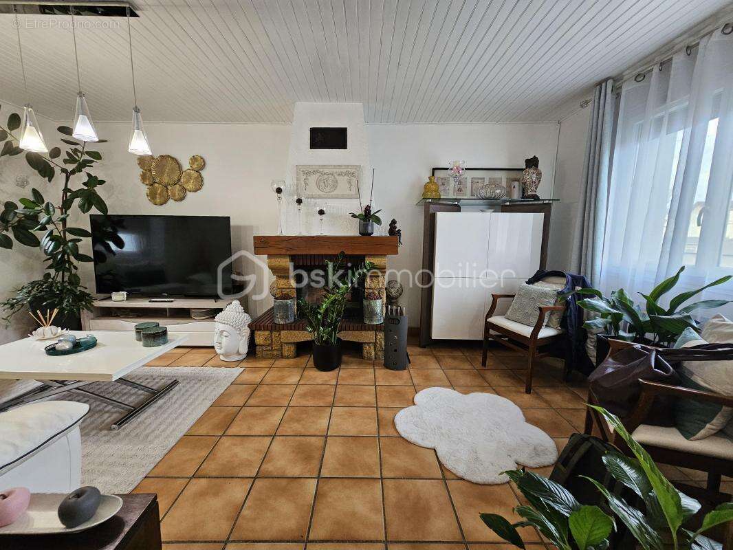 Maison à CHAMPIGNY-SUR-MARNE